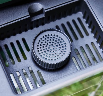 HexaTrap : piège à moustiques extérieur avec recharge incluse